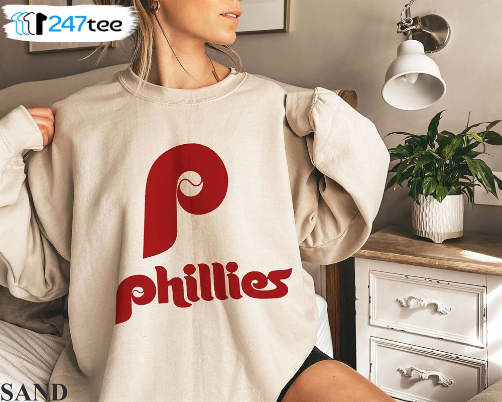 Vintage Philadelphia Phillie Crewneck Sweatshirt / T-shirt 