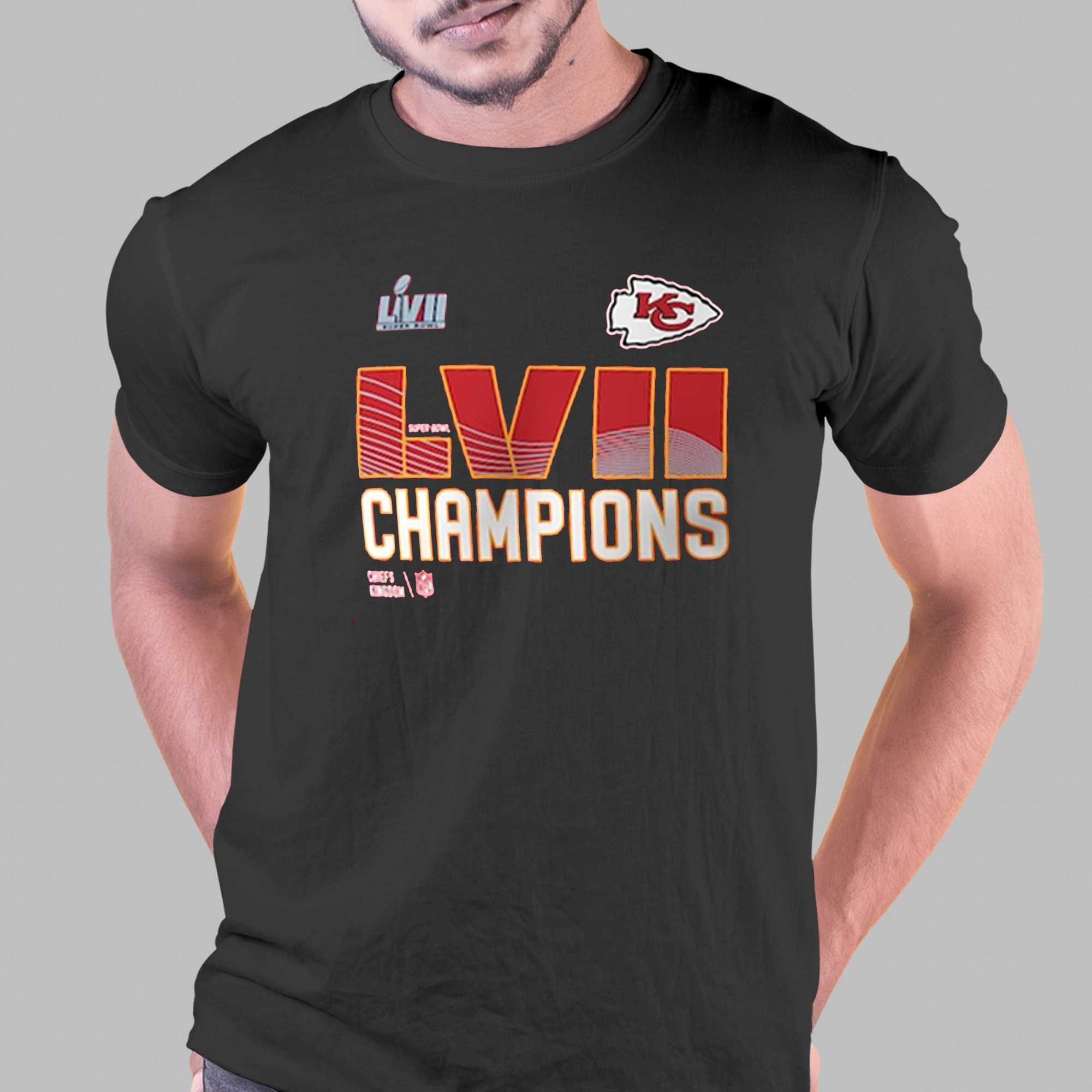 Kansas City CHIEFS Logo T- Shirt NFL Football Super Bowl LVII Champions  S-2XL KC