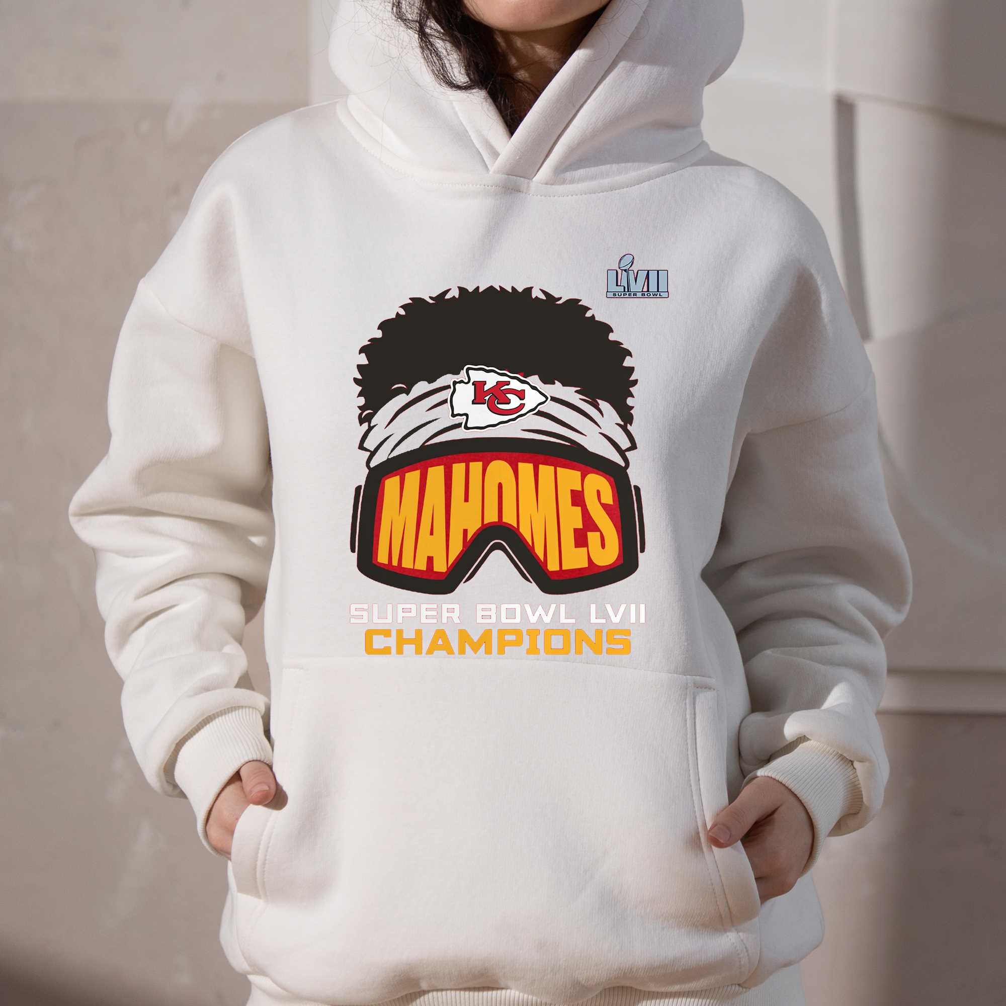 Patrick Mahomes Sweatshirt,Kansas City Chiefs Sweatshirt - Ingenious Gifts  Your Whole Family