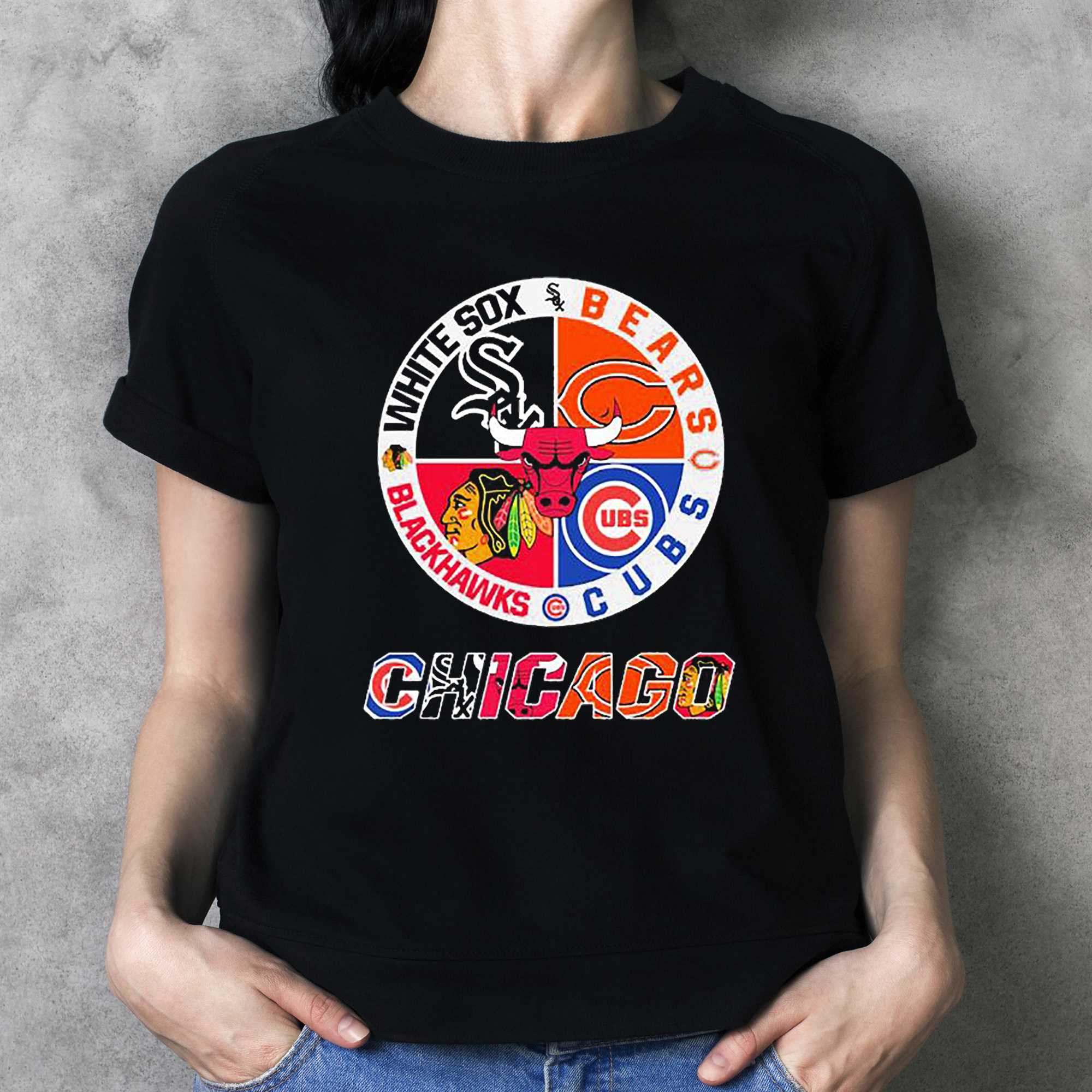 Chicago Cubs Cub circle logo T shirt